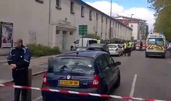 Balacera en primaria francesa deja dos muertos