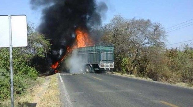 Violencia en Michoacán por construcción de cuartel: Silvano Aureoles