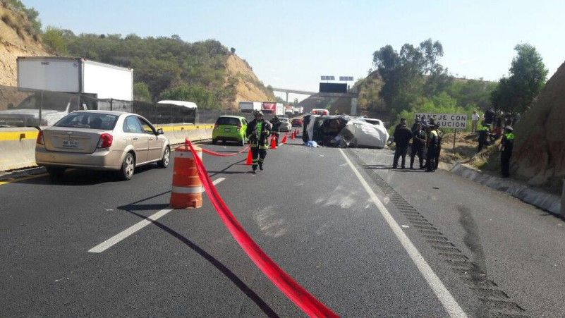Accidente en la Chamapa-Lechería deja dos muertos