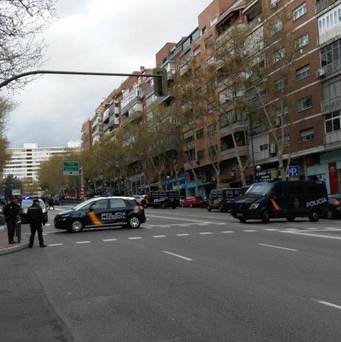 Rescatan a rehenes tras asalto a departamento de Madrid - clinica-mediterraneo-rehenes-londonomateus