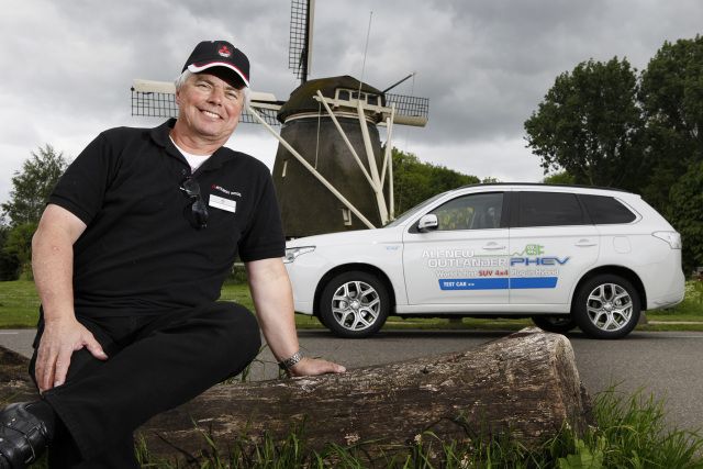 Recorren 2 mil kilómetros con un solo tanque y rompen récord mundial - felix-egolf