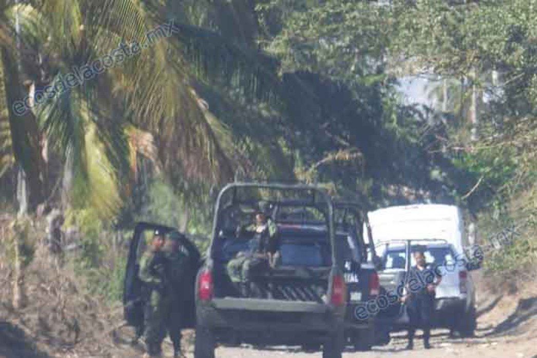 Encuentran dos cuerpos en fosa de Colima