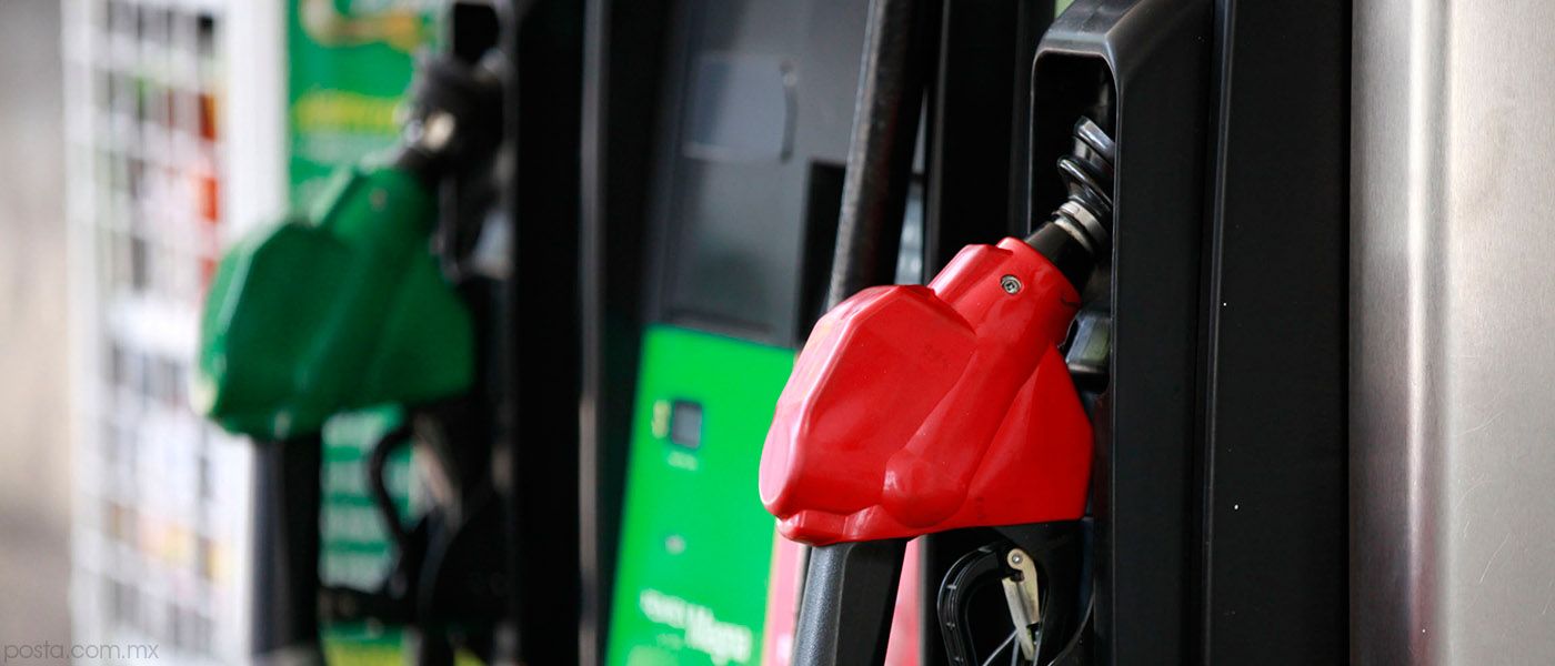 Precio de la gasolina Premium baja dos centavos