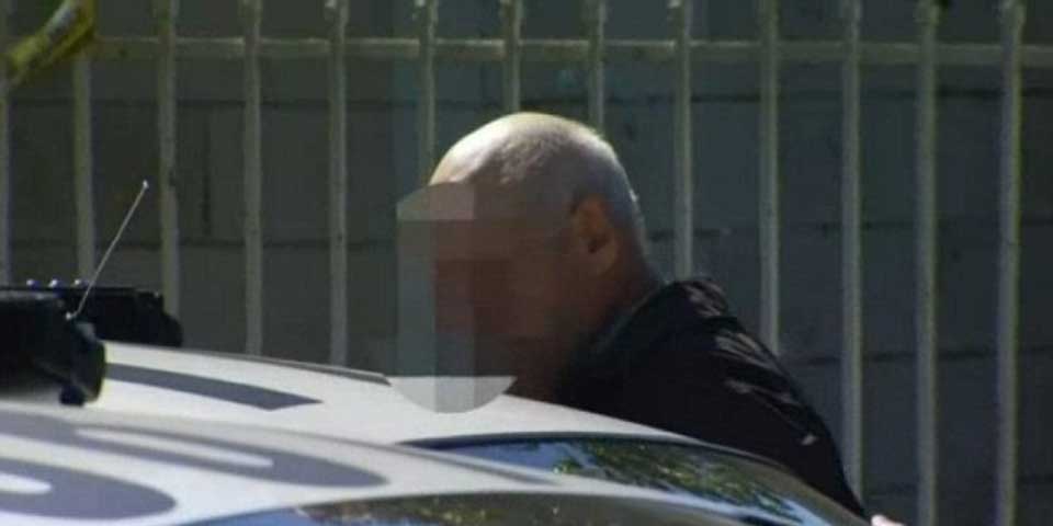 Acusan a un hombre de matar a su hijo por ser gay