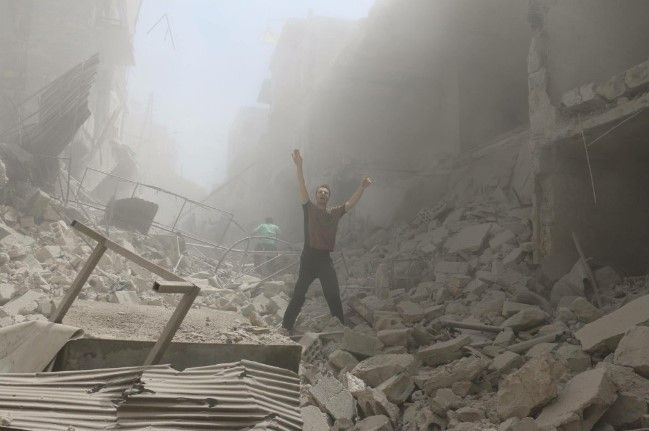 Bombardeos destruyen hospital en Aleppo. Hay 27 muertos - hospital-aleppo-Siria-fouadhallak89b