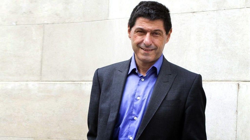 Cómo es viajar en el avión de Obama - jon-sopel-1024x576