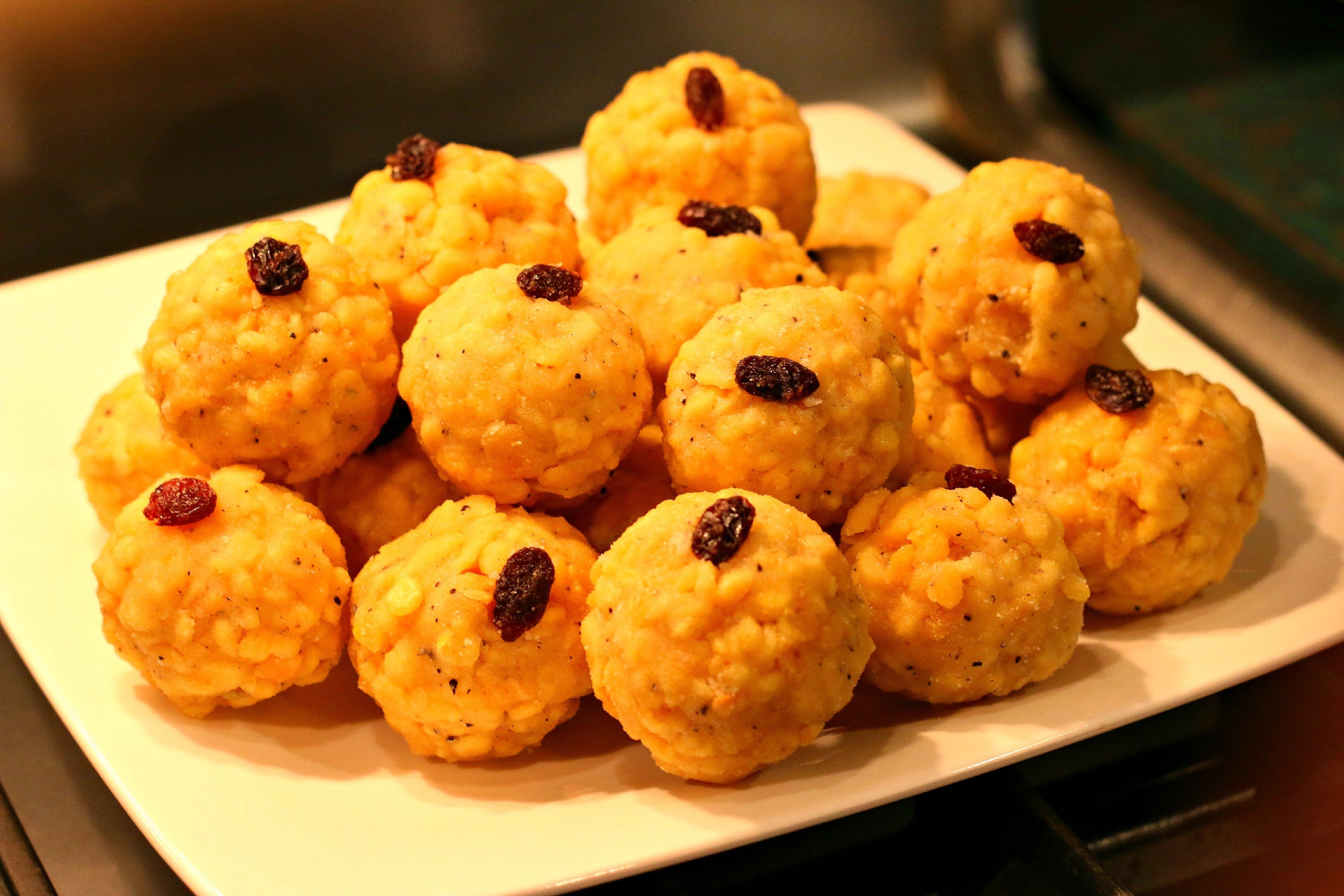 Mueren 23 personas intoxicadas por dulces en Pakistán - laddu-Movielala