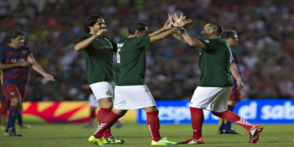 Leyendas de México vence a exjugadores del Barcelona