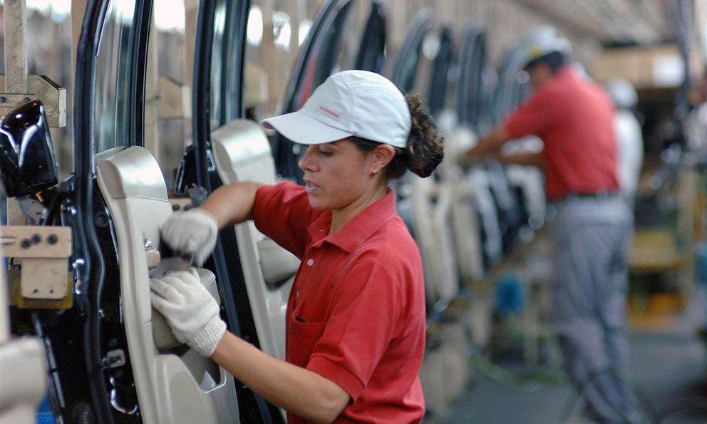 Tasa de desempleo baja 0.1 por ciento en marzo - manufactura-plano-informativo