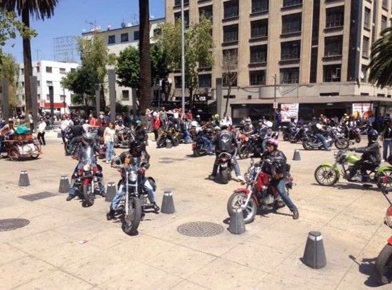 Motociclistas protestan contra el Hoy No Circula