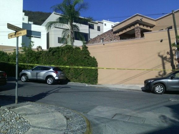 Asesinan a dos en la colonia San Jerónimo de Monterrey - muertos-san-jeronimo-monterrey-_lasnoticiasmty