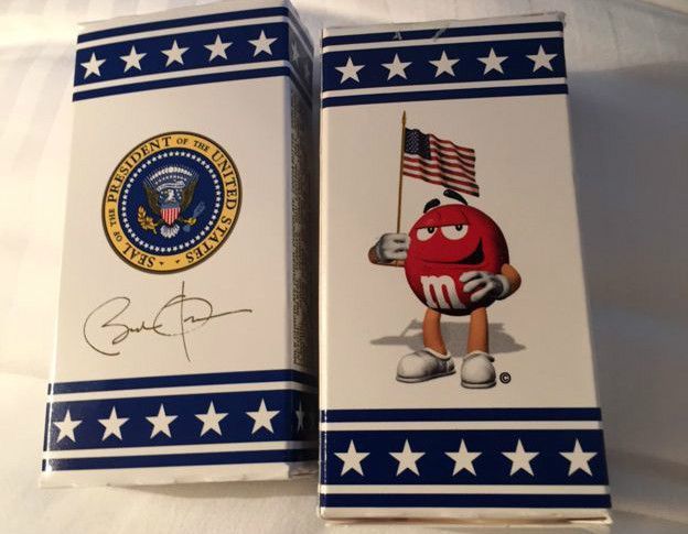 Cómo es viajar en el avión de Obama - obama-chocolates-bbc