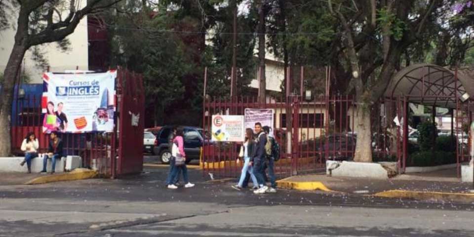 Mantienen paro en vocacionales del IPN