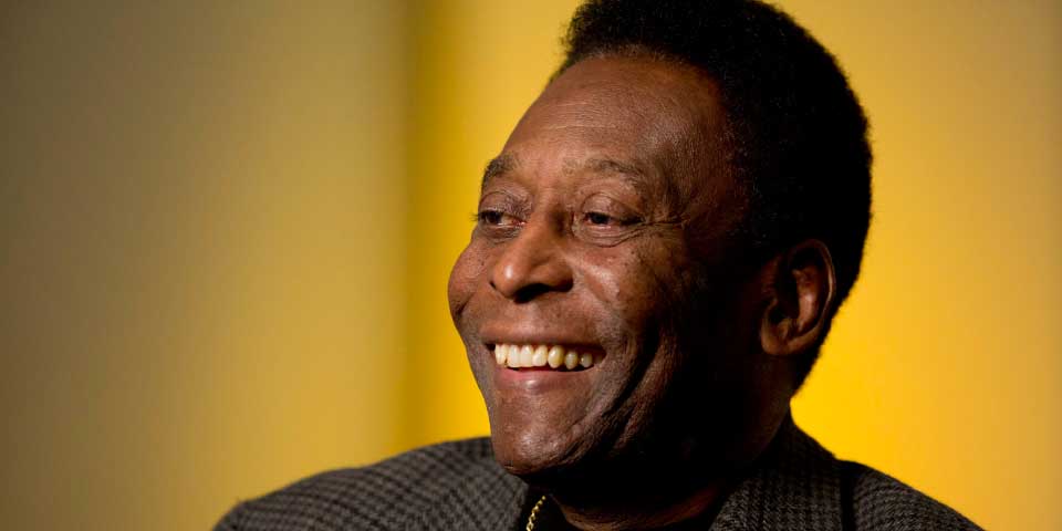 Captan a Pelé con andadera