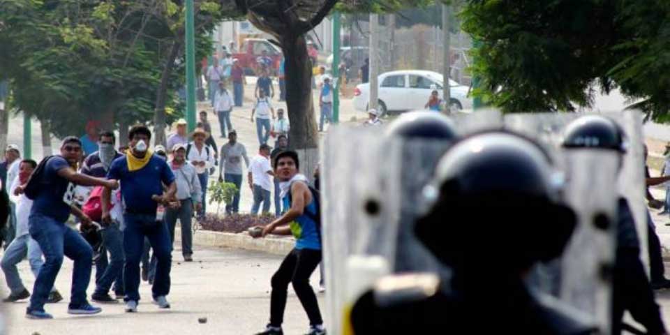 Aplicarán descuentos a más de seis mil maestros en Chiapas por protestas