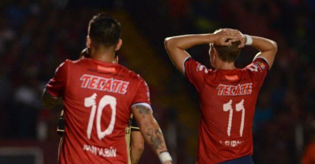 Tiburones y Dorados, igual de malos - proxy