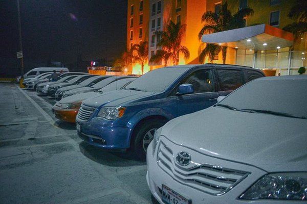 Puebla cubierta de cenizas del Popocatépetl