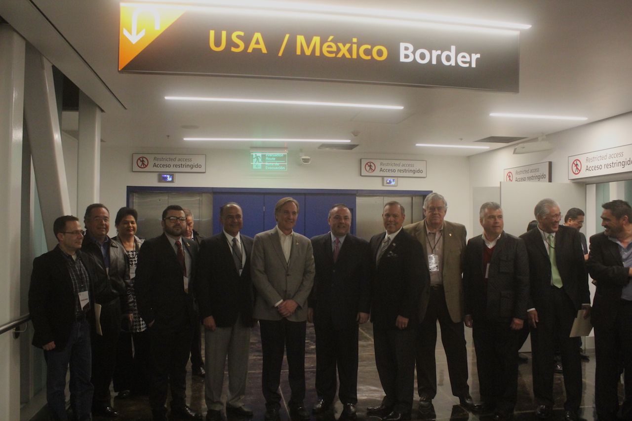 Inauguran puente que conecta San Diego con Aeropuerto de Tijuana - puente-san-diego-red