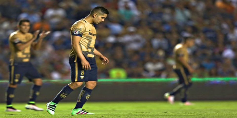 Pumas complica su pase a la liguilla