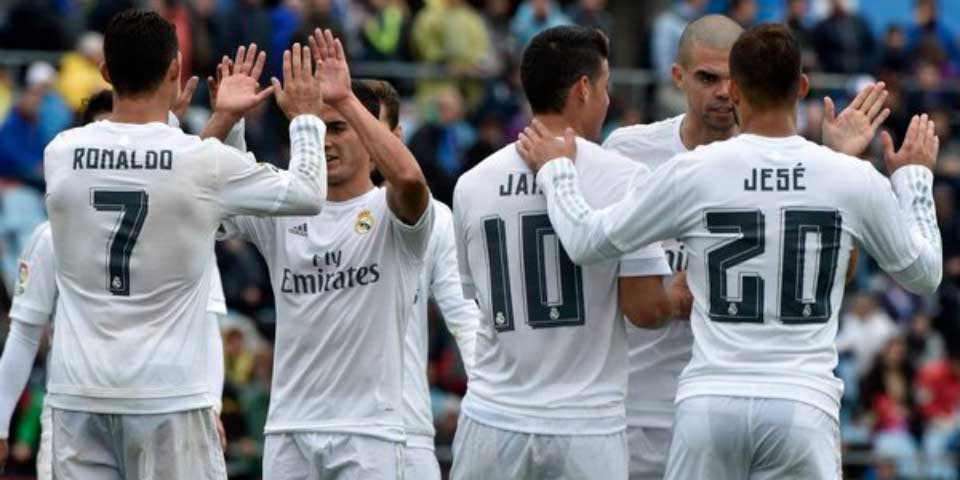 Real Madrid golea y se acerca a la cima