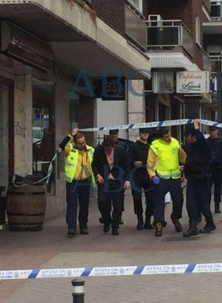 Rescatan a rehenes tras asalto a departamento de Madrid - rehenes-Madrid-ABC2
