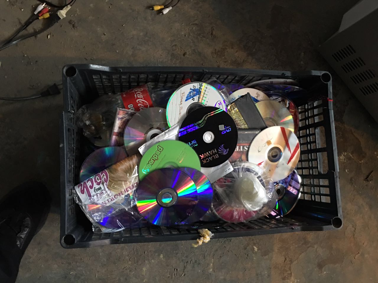 Aseguran 261 objetos prohibidos en penal de Apodaca - revision-penal-apodaca-1