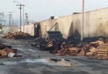Se incendia bodega de cartón en Nuevo León - san-nicolas-veracruzano