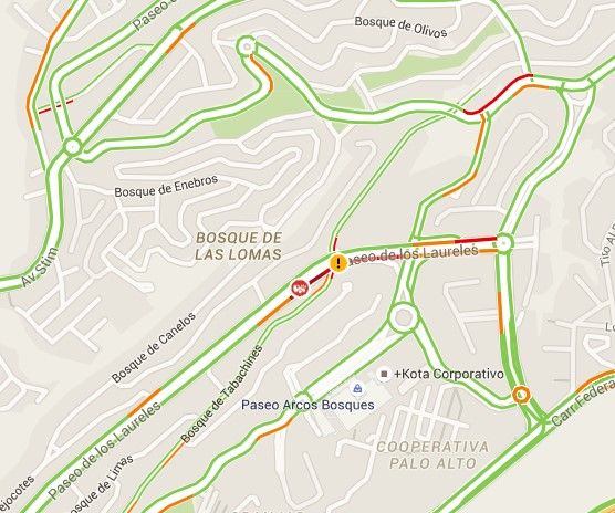 Tráiler vuelca en Bosques de las Lomas - volcadura-bosques-8abr-Internet2