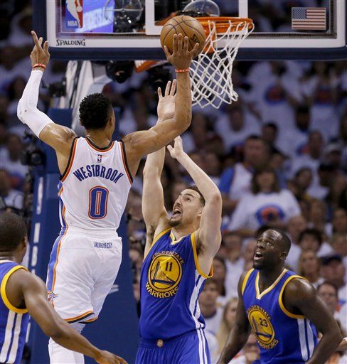 Oklahoma pone a Golden State contra las cuerdas - 0a8f19c76fbfdb1a990f6a706700e34e