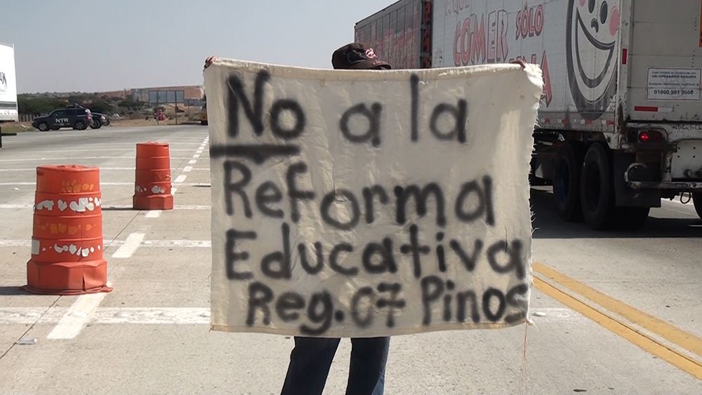 Café Político: el despido a maestros