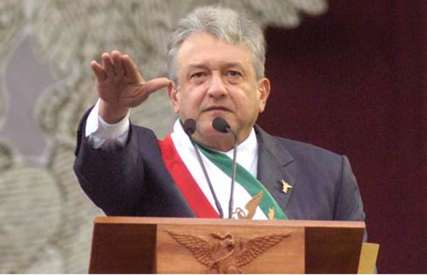 No estoy obcecado con la Presidencia de México: AMLO - AMLO-banda-presidencial