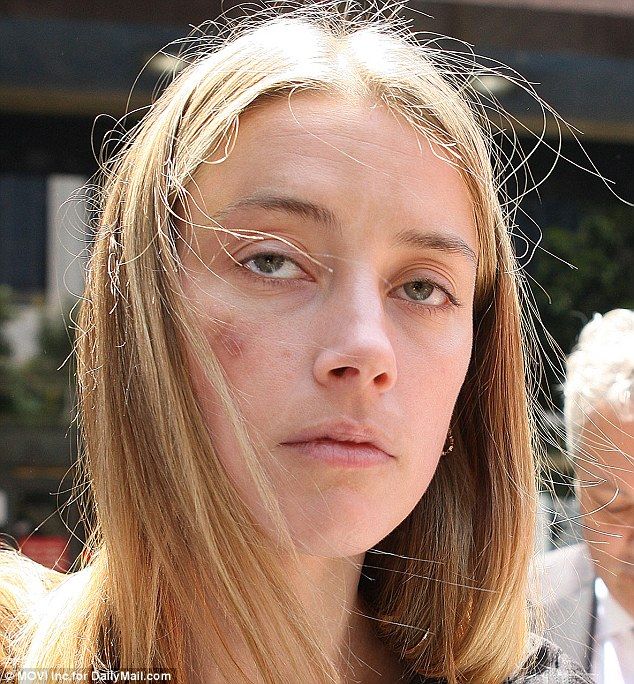 Amber Heard declaró ante la policía por caso de violencia doméstica - Amber-Heard-Daily-Mail