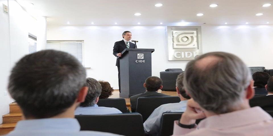 Con CNTE solo habrá diálogo sobre reforma educativa: Aurelio Nuño