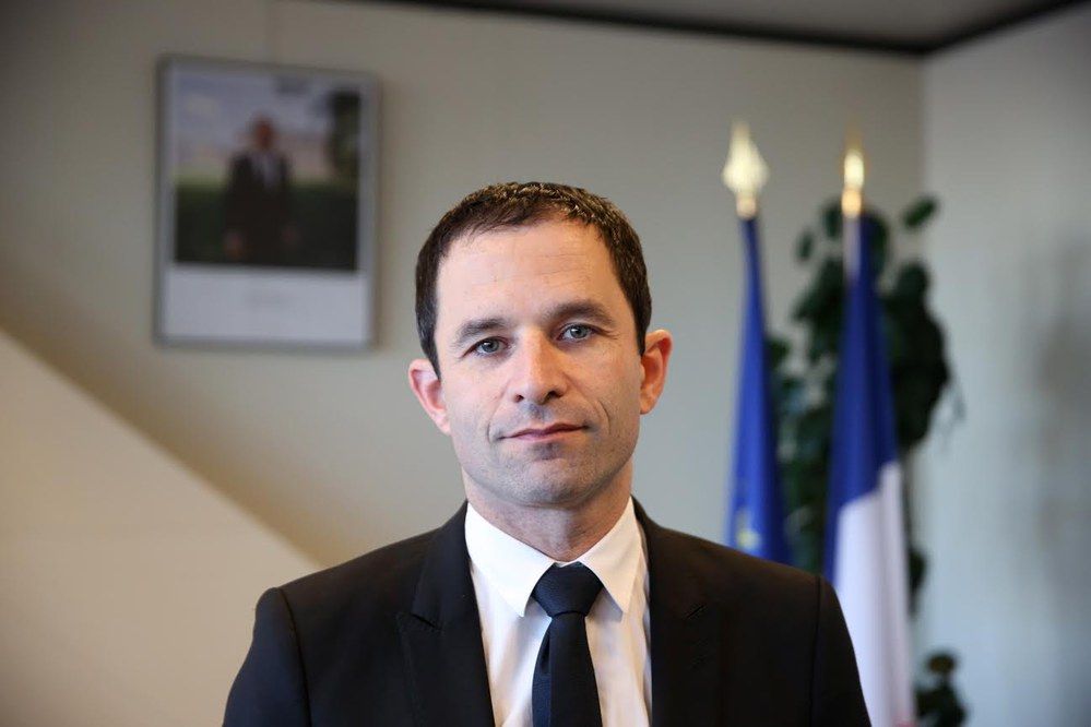 Prohibirían a empresas contactar a empleados fuera de su turno - Benoit-Hamon-diputado-Francia