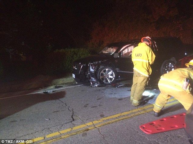 Sale ileso Calvin Harris de aparatoso choque - Calvin-Harris-choque-TMZ