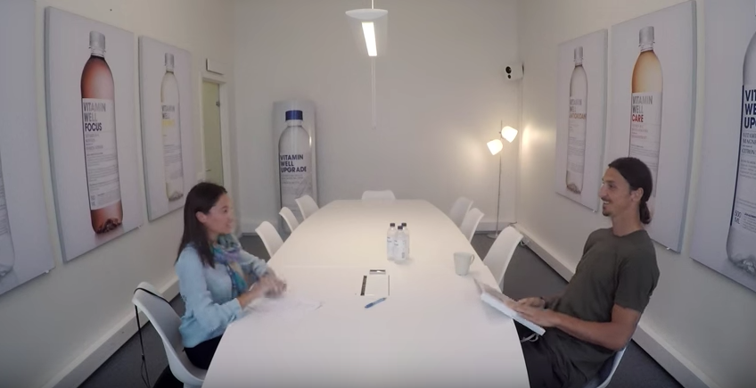 Video: Zlatan entrevista a candidata en comercial - Captura-de-pantalla-2016-05-04-a-las-9.14.42-a.m.