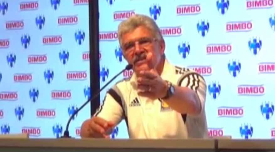 Video: el Tuca explota en rueda de prensa