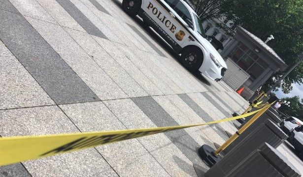 Cierran Casa Blanca por paquete desconocido Cierran Casa Blanca por paquete desconocido