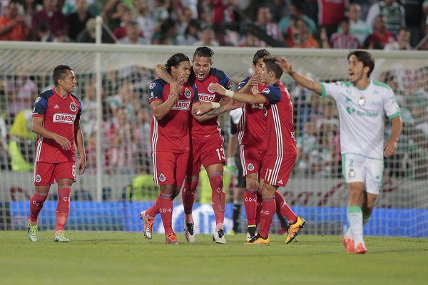 Chivas enrachadas: 7 partidos sin perder rumbo a la liguilla - Ch0-ZMlVAAAOPUl