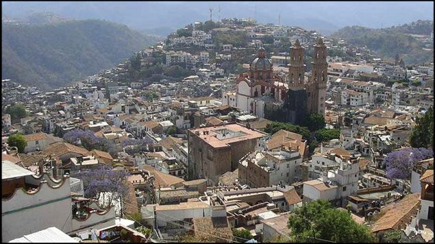 Grupo armado desaparece a familia en Chilapa