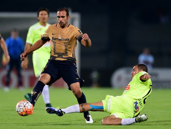 Sufriendo, pero a cuartos de final - ChlhO20WEAAqXpB