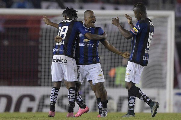 Independiente del Valle elimina al campeón de la Libertadores - Chp00eHWsAAxCk5