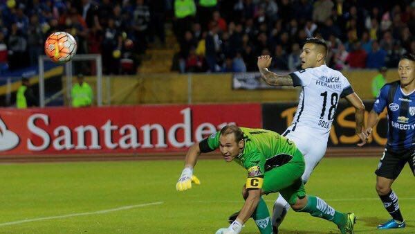 Pumas pierde en Ecuador, pero deja la eliminatoria abierta - CitLqJlUoAA0fiX