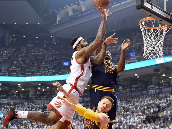Raptors empatan la serie ante Cavaliers - CjMTP36WUAAlthV