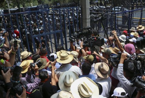 Gobierno acepta dialogar con CNTE si aceptan Reforma Educativa