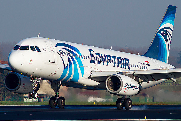 ¿Qué tan seguro es viajar en avión? - EgyptAir-Avión-Bruselas-1