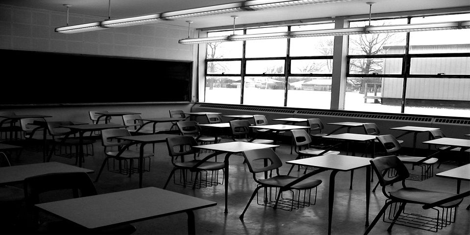 Dictan sentencia a exservidor público por abuso sexual a menor en primaria