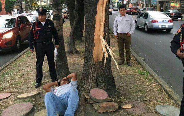Una persona herida por caída de rayo en la colonia Del Valle