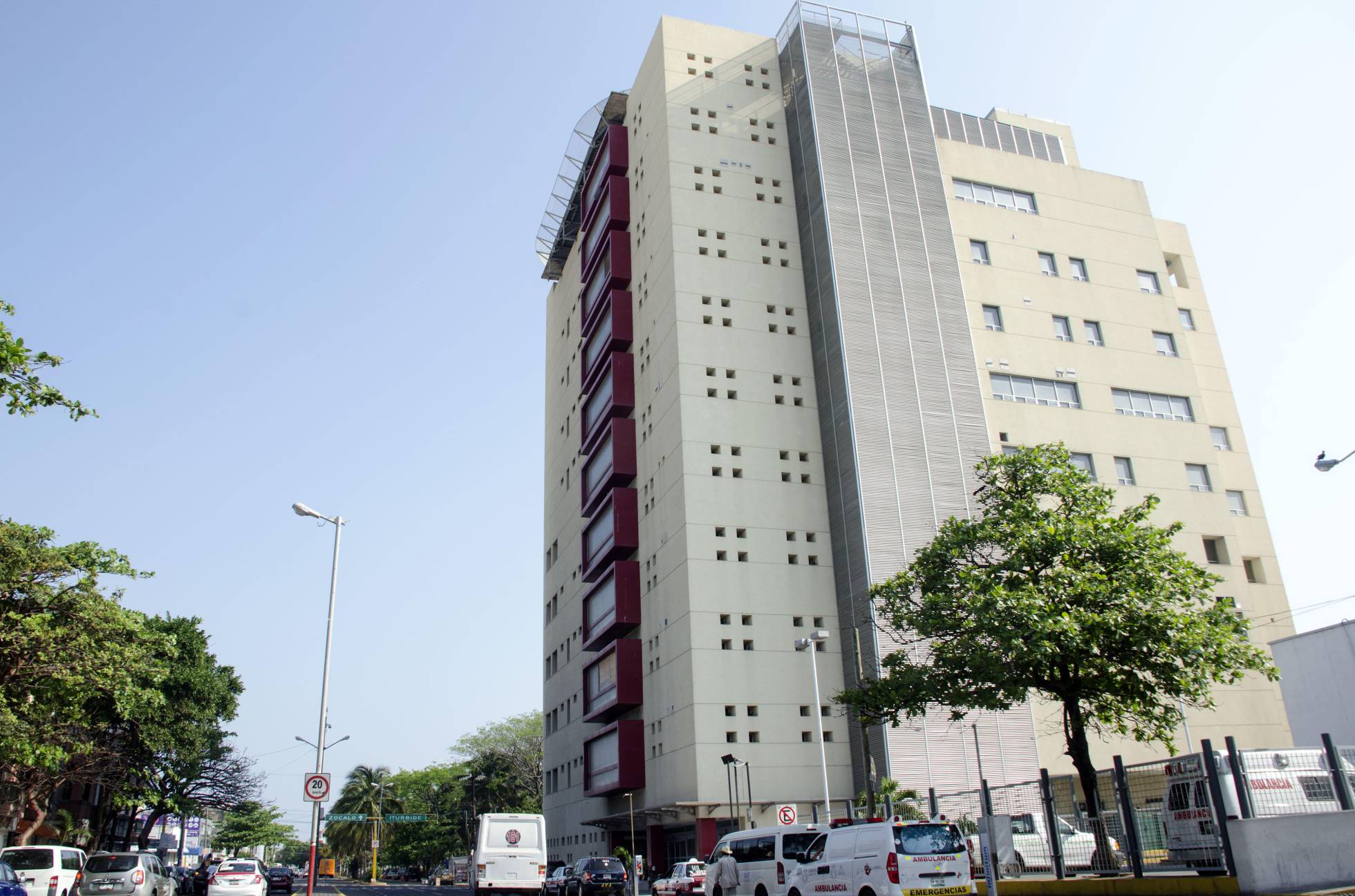 La torre pediátrica que lleva 6 años sin concluirse en Veracruz - Hospital-Veracruz