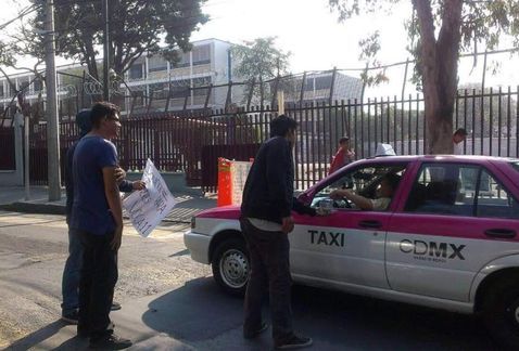 Estudiantes de CECyT 11 acopian víveres para mantener el paro - IPN-víveres2